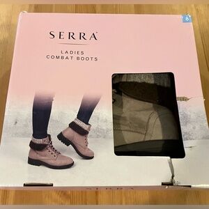 NEW in Box Serra Women's Beige Combat Boots Roll Over Ankle Size 8 by ALDI